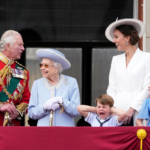 Elizabeth II's 70 years as head of the Church of England - Religion News Service